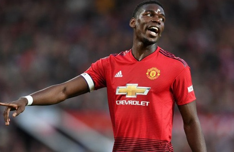 Pogba là sản phẩm của lò đào tạo trẻ Carrington. Tuy nhiên, chính Juventus mới là nơi Pogba đang phát triển và thể hiện tài năng của mình. Sau đó, Quỷ đỏ đã phải chi số tiền kỷ lục để mua đứt cầu thủ trẻ mà họ từng huấn luyện.