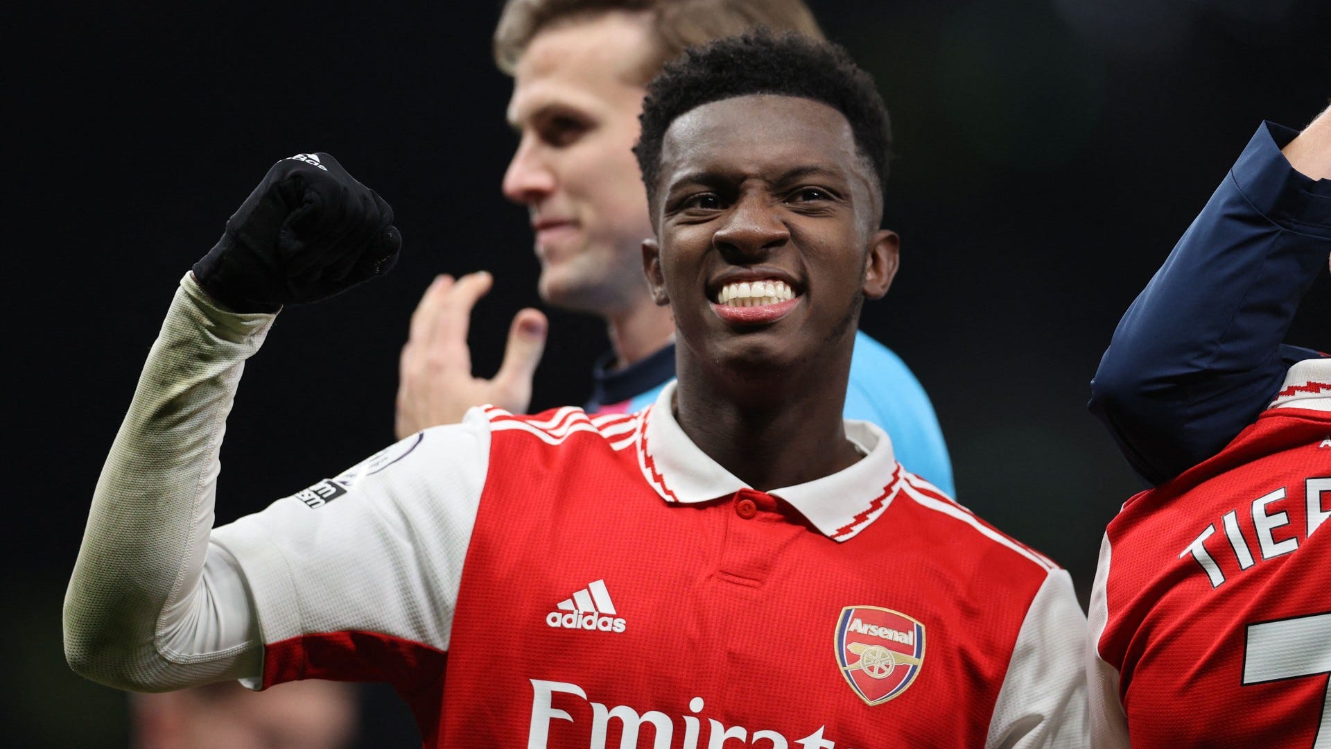 Nketiah in the room goes viral (again) as Eddie inspires Arsenal past Man United | Goal.com Kenya