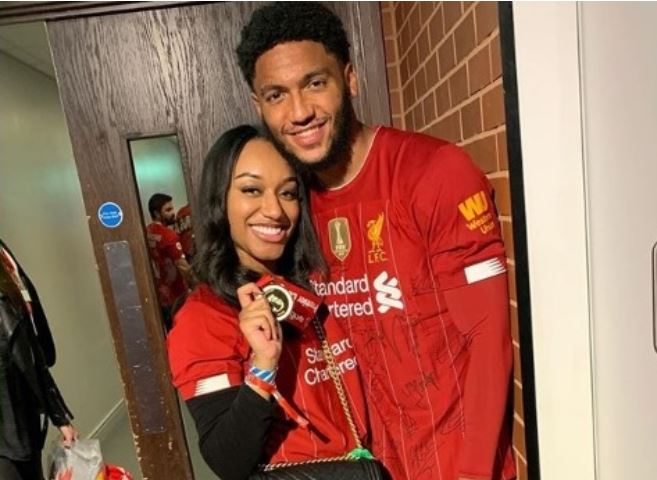 Tamara Tia là ai? Gặp gỡ bạn gái của Joe Gomez