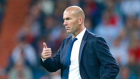 Zinedine Zidane ấn tượng với phong cách huấn luyện khác biệt