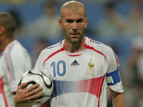 Zinedine Zidane ấn tượng với phong cách huấn luyện khác biệt