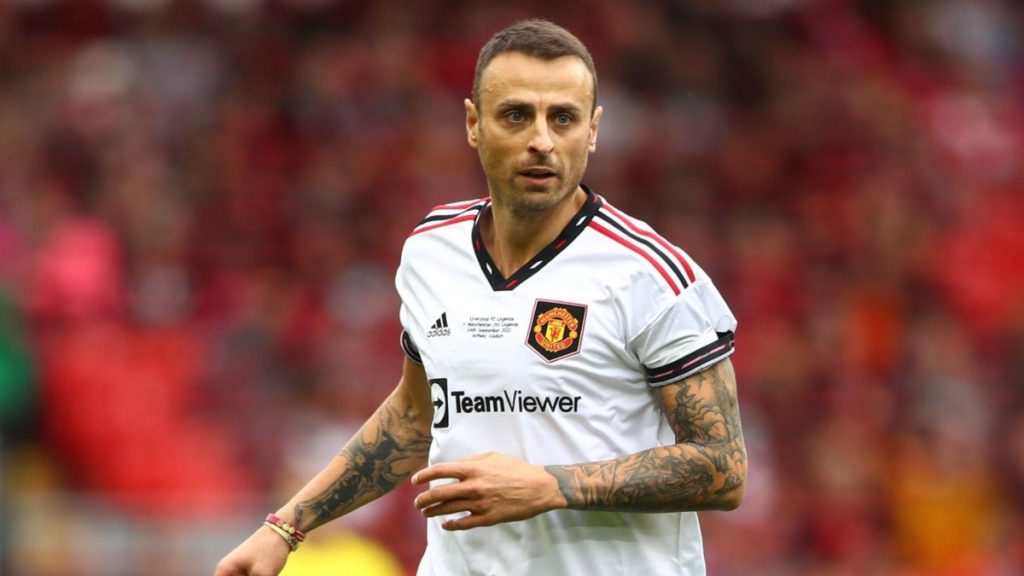 Tiểu sử Dimitar Berbatov - Footbalium