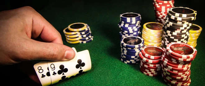 Cách Đọc Bài Poker - Đánh Bài Của Đối Thủ Với Độ Chính Xác Cao