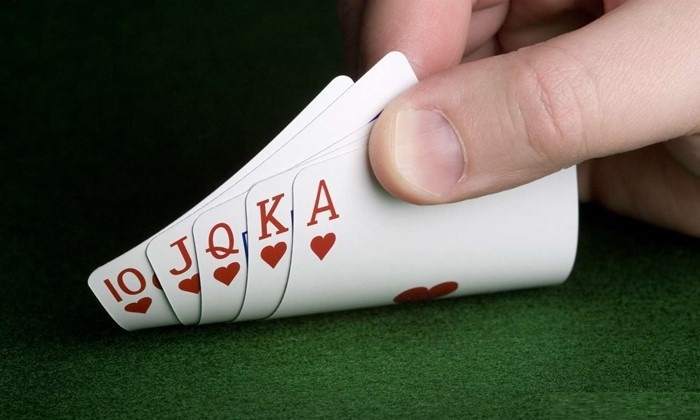 Phá sản phòng poker là gì? Bật Mí Cách Chơi Bài Bất Bại