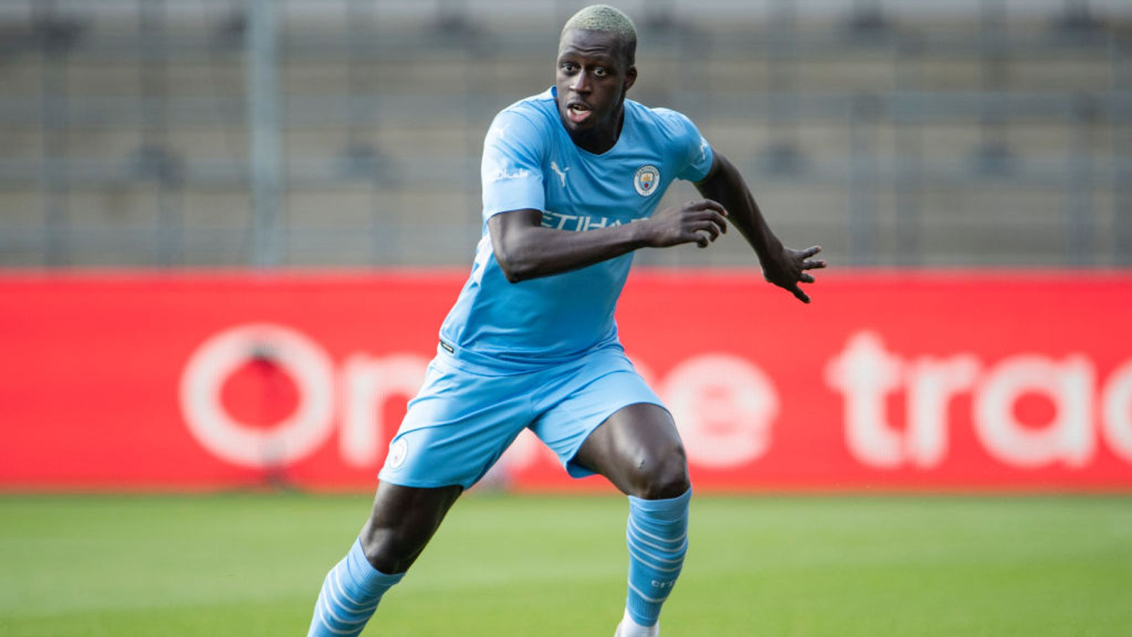 Benjamin Mendy: Hậu vệ trái xuất sắc của Manchester City và đội tuyển quốc gia Pháp