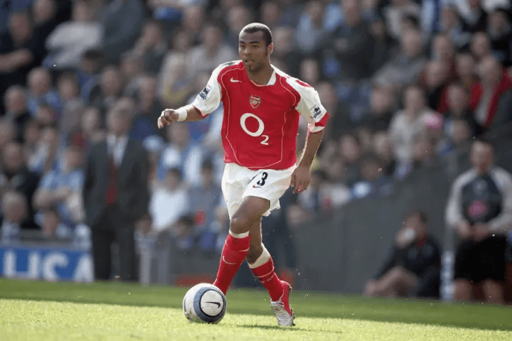 Số áo Ashley Cole: Gã hậu vệ trái hư hỏng nhưng đầy tài năng