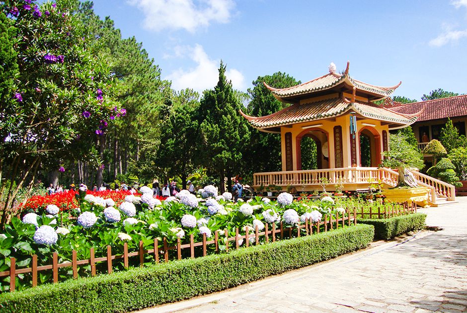 Thiền viện Trúc Lâm Đà Lạt - Truc Lam Zen Monastery Dalat | Yeudulich